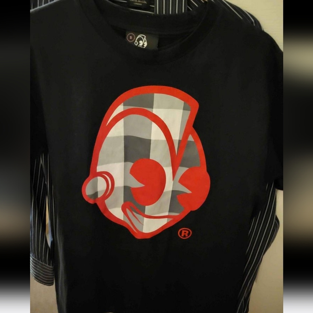 Kidrobot robot head short sleeve black t shirt small like new